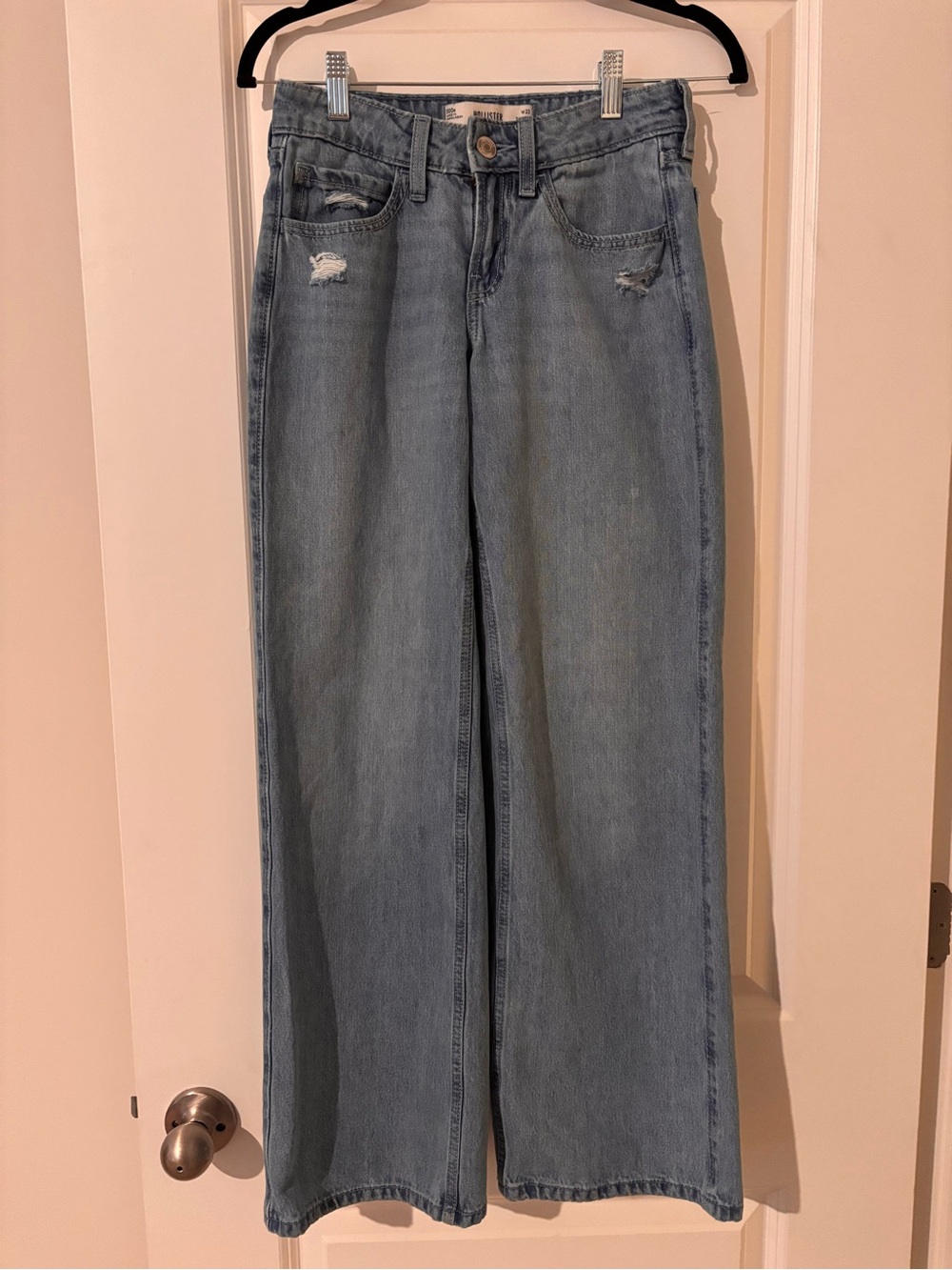 Hollister low rise, baggy jeans